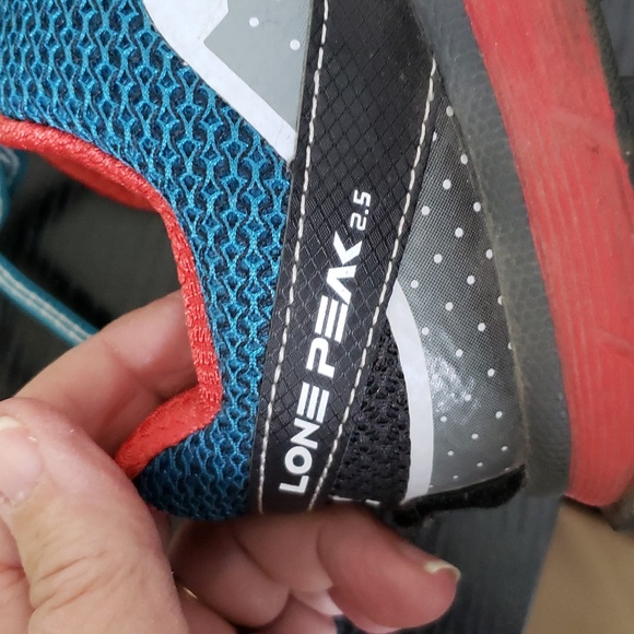 Altra Gaiter Trap Lone Peak 2.5 sz.8.5. Pre-owned Blue & Red. Zero drop - Picture 11 of 12